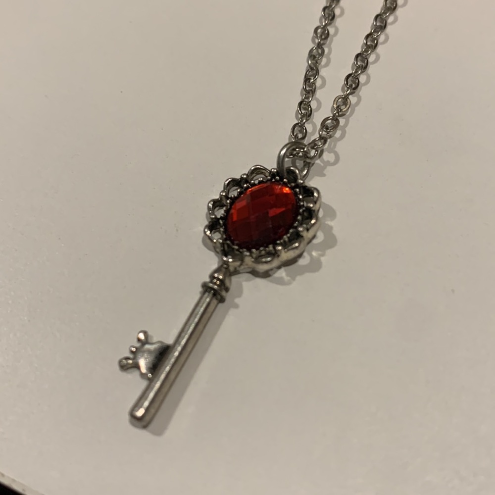 3/$15 🎀 Key with Red Gem Necklace - Picture 2 of 2